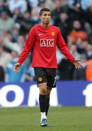 湖人浓眉哥篮下统治力助球队获胜（浓眉禁区统治，助湖人取胜）