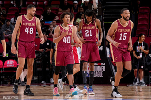 国脚徐新接近加盟云南玉昆，31岁中场驰援保级队，双赢还是冒险？（31岁国脚徐新或将投云南玉昆，中场补强保级军，妙招抑或险棋？）