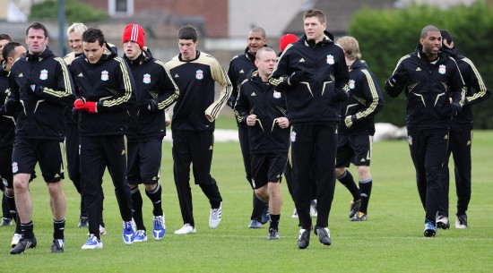 东体：足协要求所有女足国脚踢完全运会后立刻赶往国家队报到（东体：足协要求所有女足国脚全运会一结束即刻赴国家队报到）