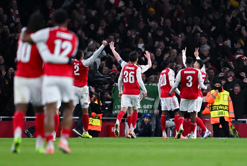 拜仁“小王子”卡尔的巨星之路 偶像梅西但不想和谁比较（拜仁“小王子”卡尔逐梦巨星：崇拜梅西，却不愿与任何人比较）