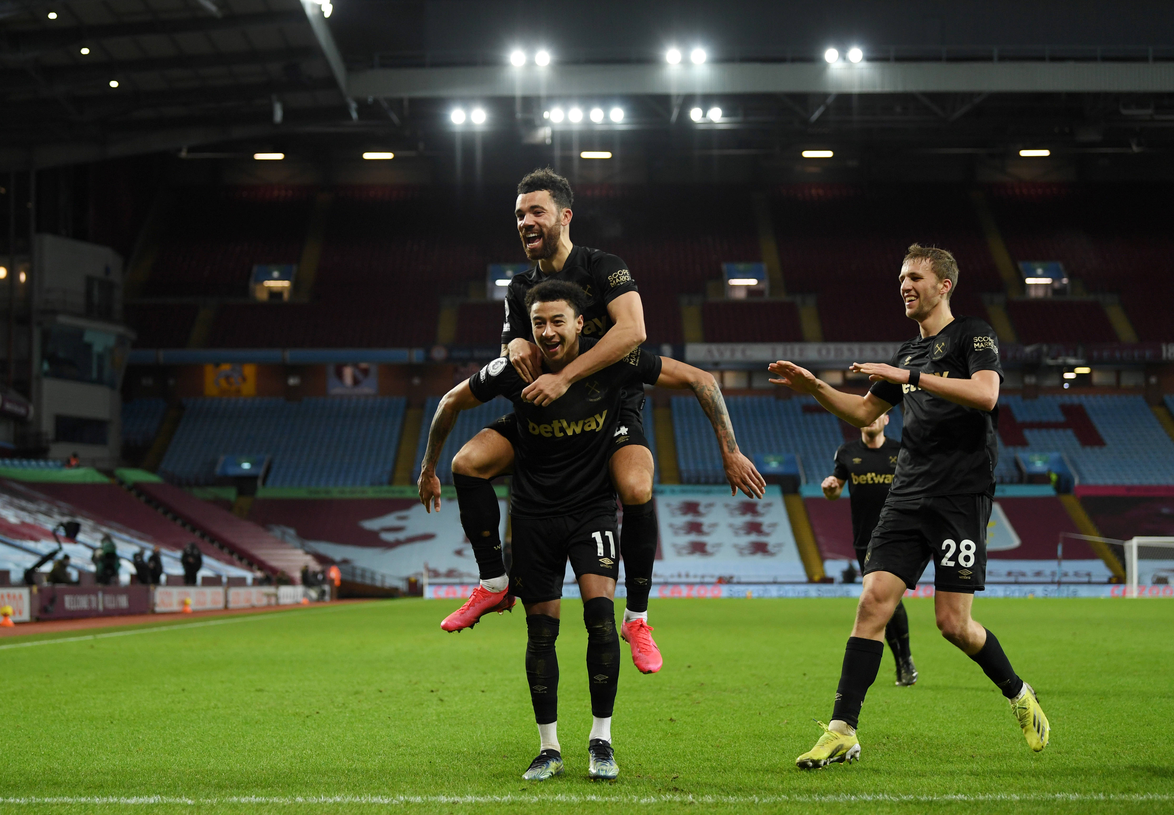 阿斯：科纳特今晚面对四重压力：皇马、球迷、斯洛特和姆巴佩（阿斯报：科纳特今夜四面承压，来自皇马、球迷、斯洛特与姆巴佩）