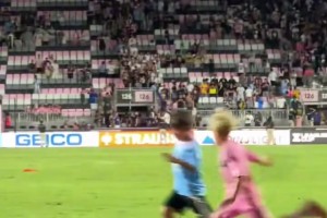 篮球CBA赛季精彩瞬间集锦发布（CBA篮球赛季高光瞬间集锦上线）