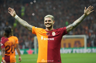 意甲半场：霍伊伦破门，那不勒斯1-0尤文（意甲上半场：霍伊伦破门，那不勒斯暂以1-0领先尤文）