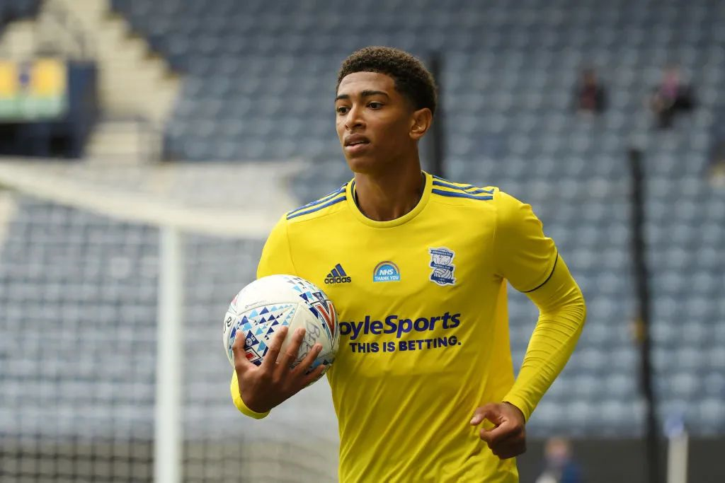 科瓦奇：阿德耶米被换下是因表现不好，拜尔的表现要好得多（科瓦奇：阿德耶米因状态欠佳被换下，拜尔发挥明显更出色）