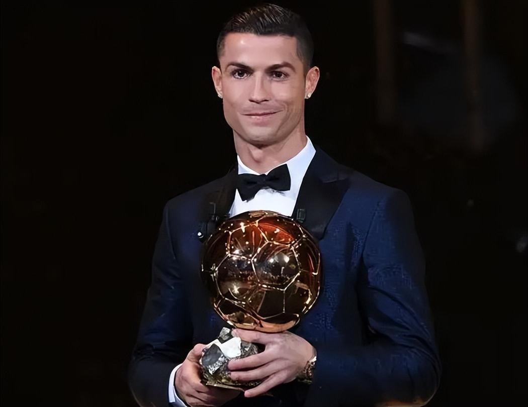 每体：DV9接近与米兰达成协议，巴萨已基本放弃引进前者（每体：DV9接近与米兰敲定加盟，巴萨基本放弃追逐）